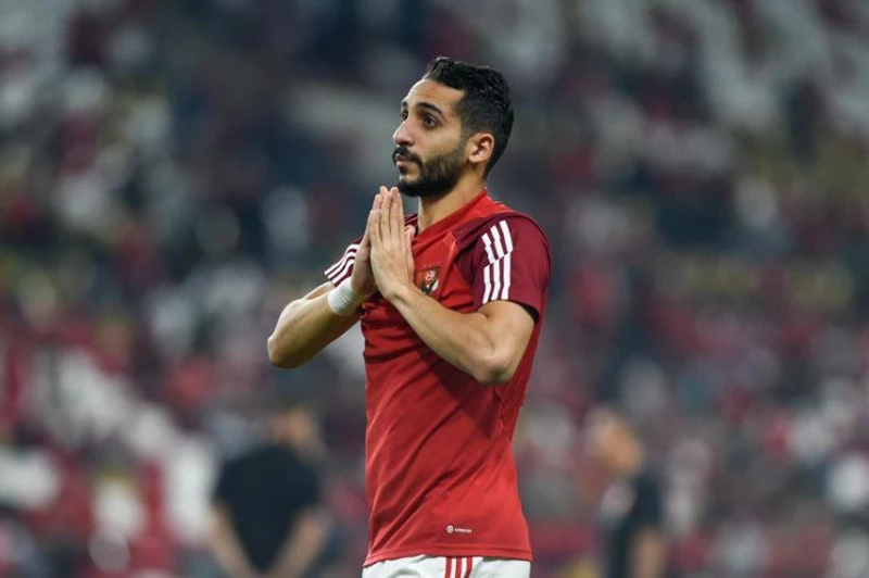كريم فؤاد: قرب الأهلي من لقب الدوري بعد مواجهة بيراميدز وميسي هو “نجما كرة القدم”
