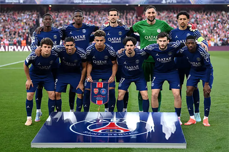 وجوه جديدة تتألق: قائمة باريس سان جيرمان في كأس العالم للأندية تضم 24 لاعبًا